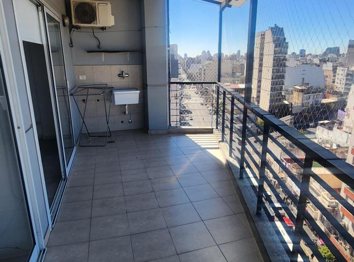 Espectacular 2 ambientes con balcon terraza propio!!! Piso alto!!! Todo Luz 5