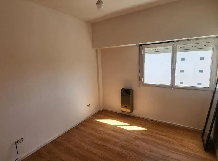 Excelente 2 Ambientes - Listo para ingresar- 8vo piso- Muy luminoso!!! 2