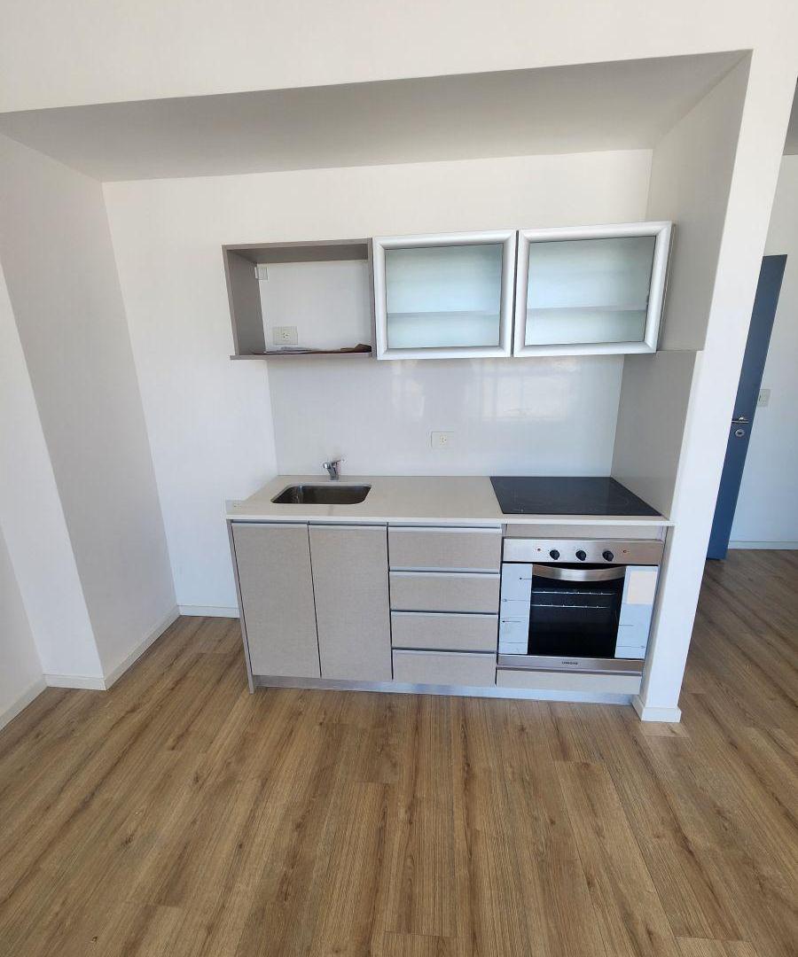 Foto de Precioso Monoambiente,super luminoso-ideal renta-Apto Profesional, imagen 4
