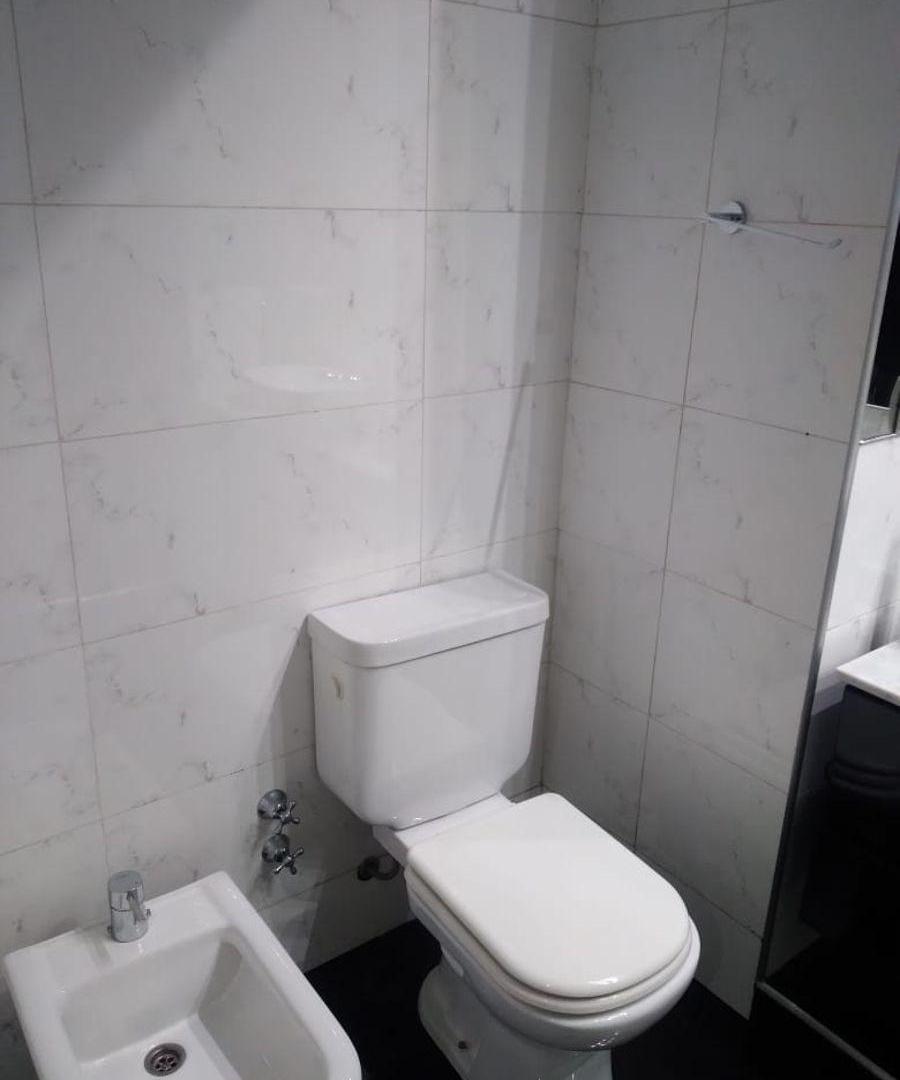 Foto de Hermoso depto. Monoambientes con cochera fija!!!, imagen 5