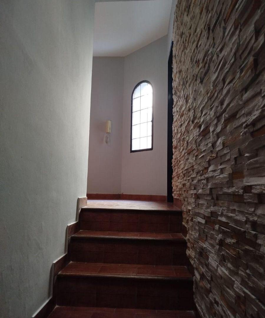 Foto de Hermosa Casa en 2 pantas sobre lote propio- 8.66 x 10.60, imagen 4