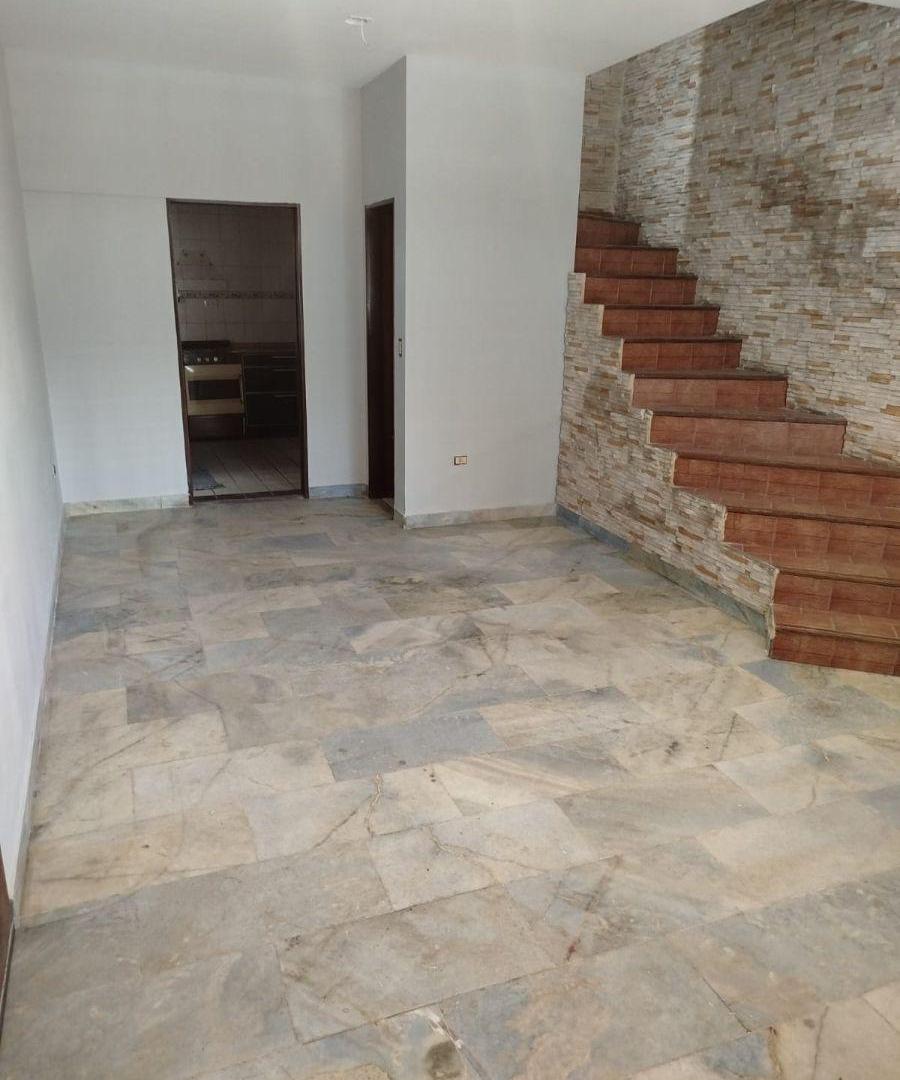 Foto de Hermosa Casa en 2 pantas sobre lote propio- 8.66 x 10.60, imagen 5