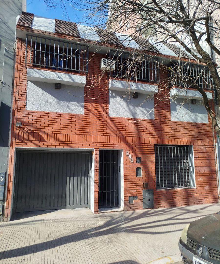 Foto de Hermosa Casa en 2 pantas sobre lote propio- 8.66 x 10.60, imagen 2