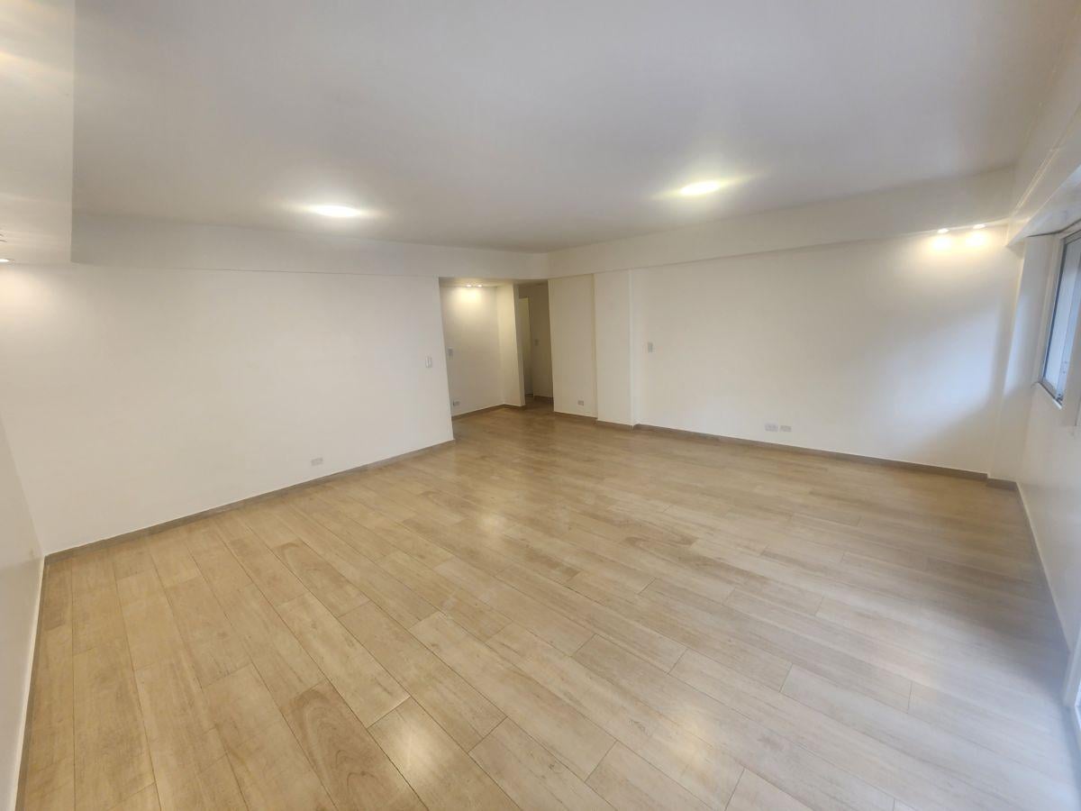 Foto de Departamento en 3 Ambientes con Dependencia Al Frente ,a nuevo!!!, imagen 1