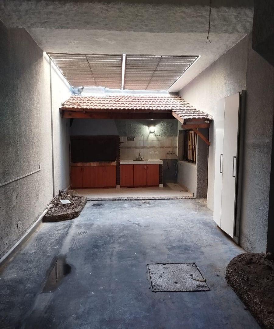 Foto de Hermosa Casa en 2 pantas sobre lote propio- 8.66 x 10.60, imagen 4