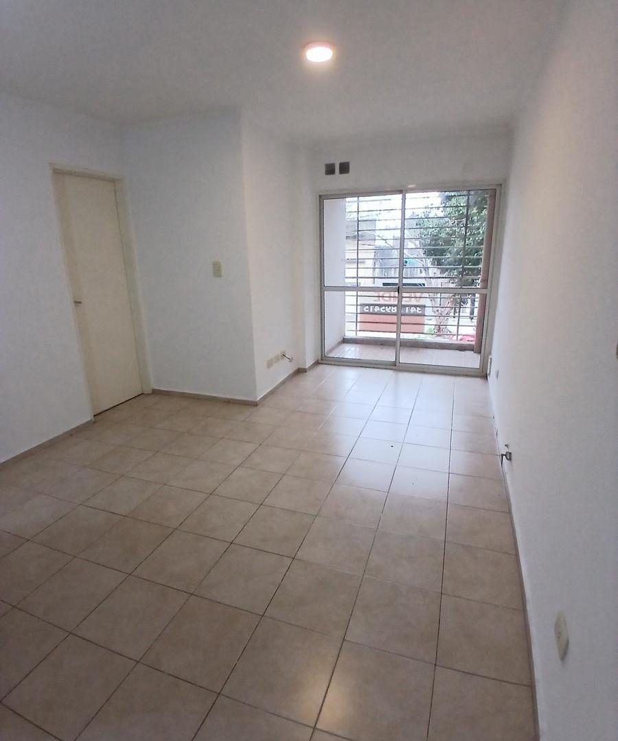 Foto de Departamento 1 dormitorio al frente - Ideal inversión, imagen 2