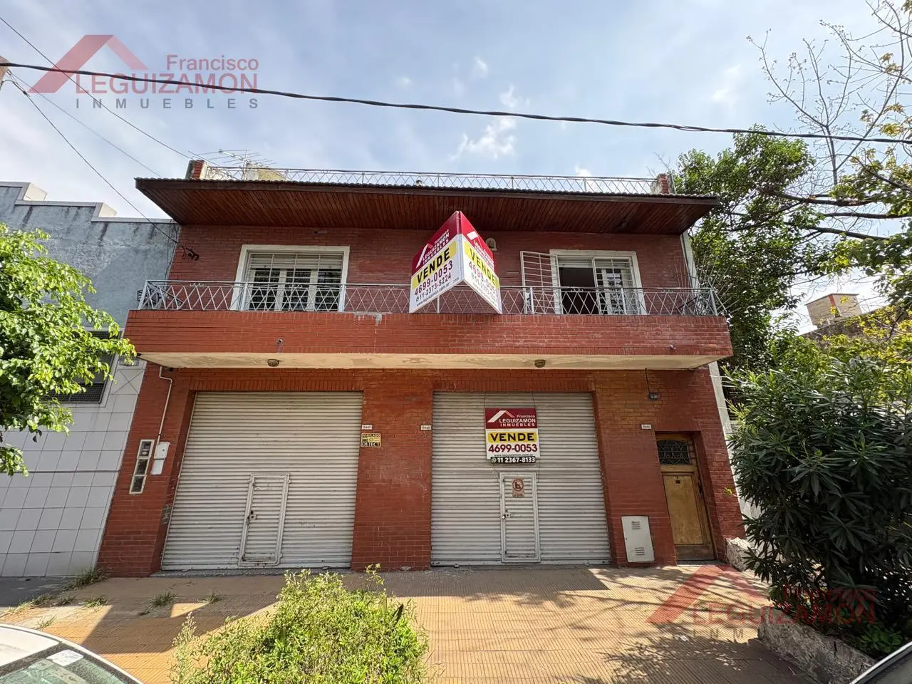 CASA CON 2 LOCALES EN VENTA – A METROS DE CAPITAL – LOMAS DEL MIRADOR 1