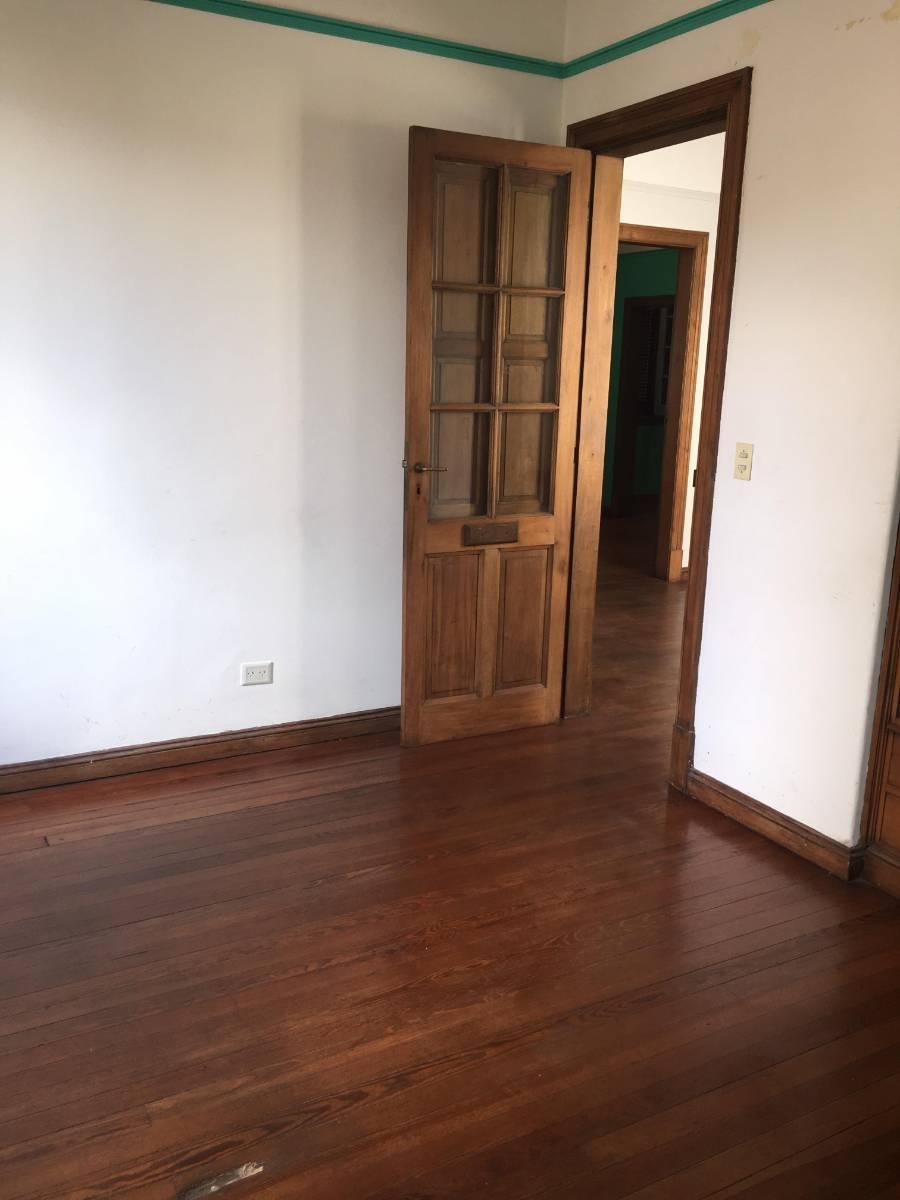 Oportunidad Casona Anglonormanda - Venta con Renta! 4