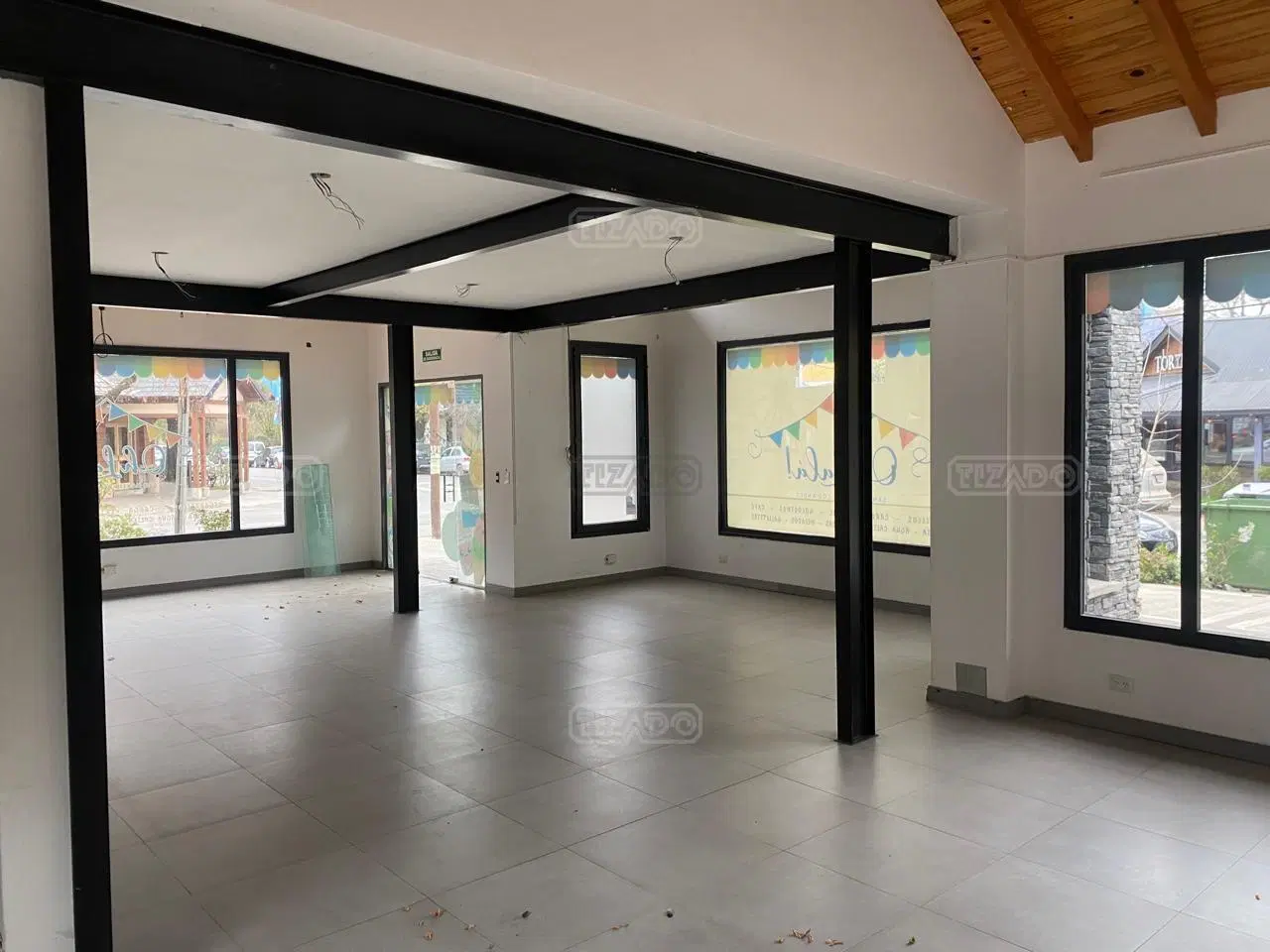 Local  en Venta en San Martin de los Andes, Patagonia, Argentina 4