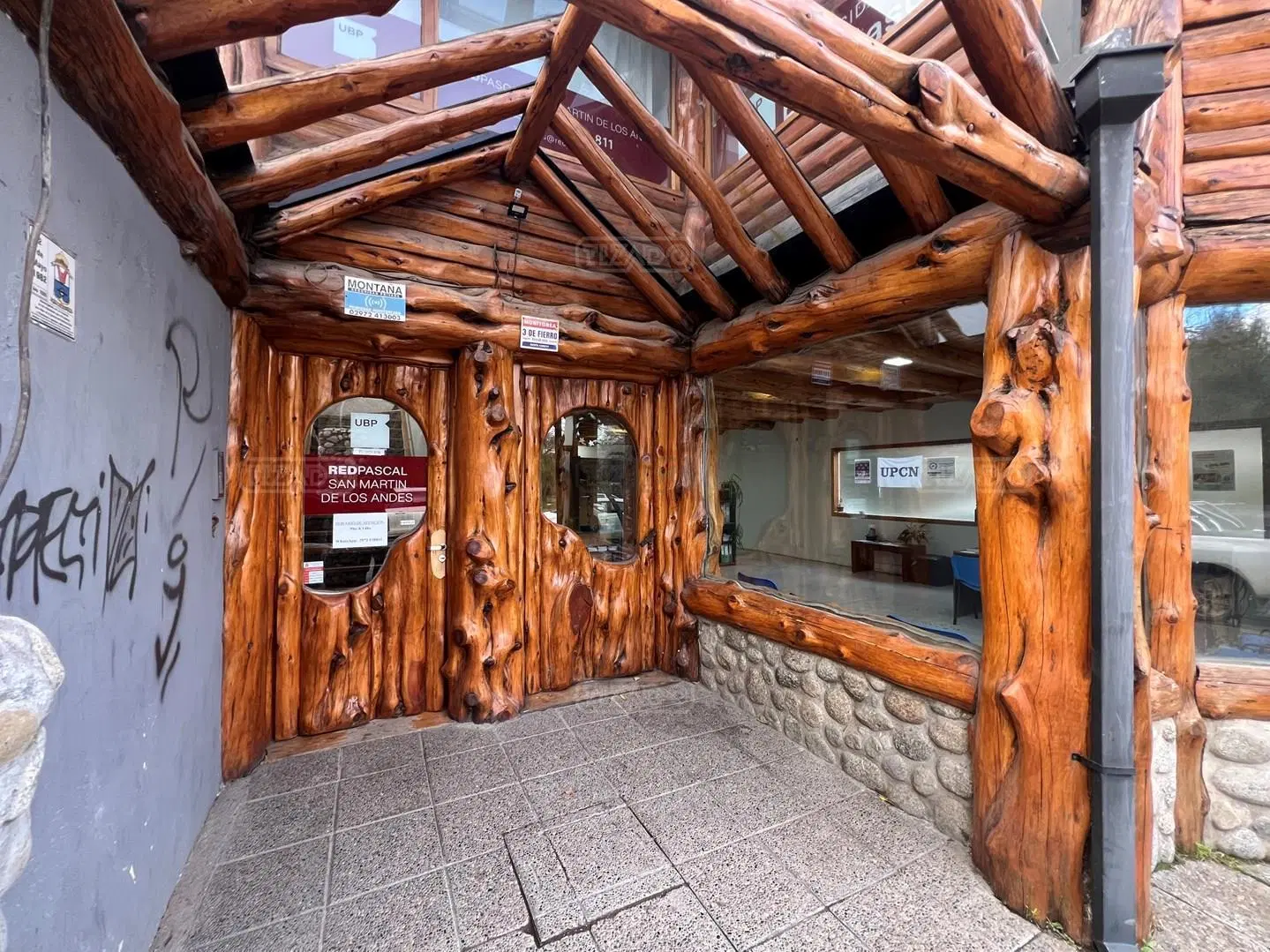 Local  en Venta en Centro, San Martin de los Andes, Patagonia 4