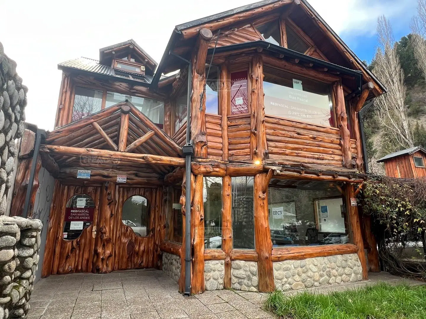 Local  en Venta en Centro, San Martin de los Andes, Patagonia 2