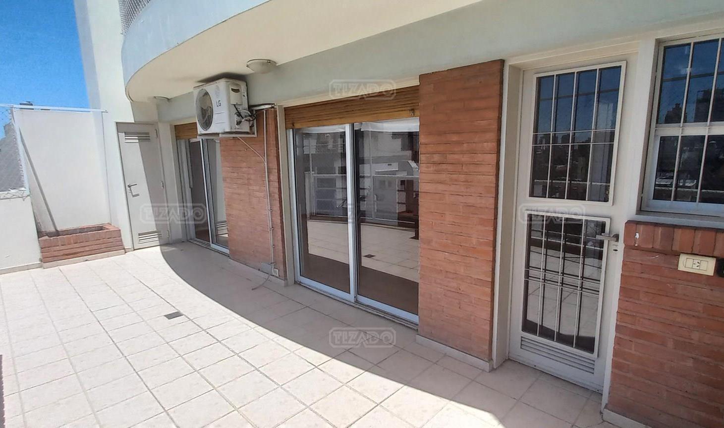 Foto de Departamento Dúplex en Alquiler en Villa Pueyrredón, Capital Federal, imagen 2