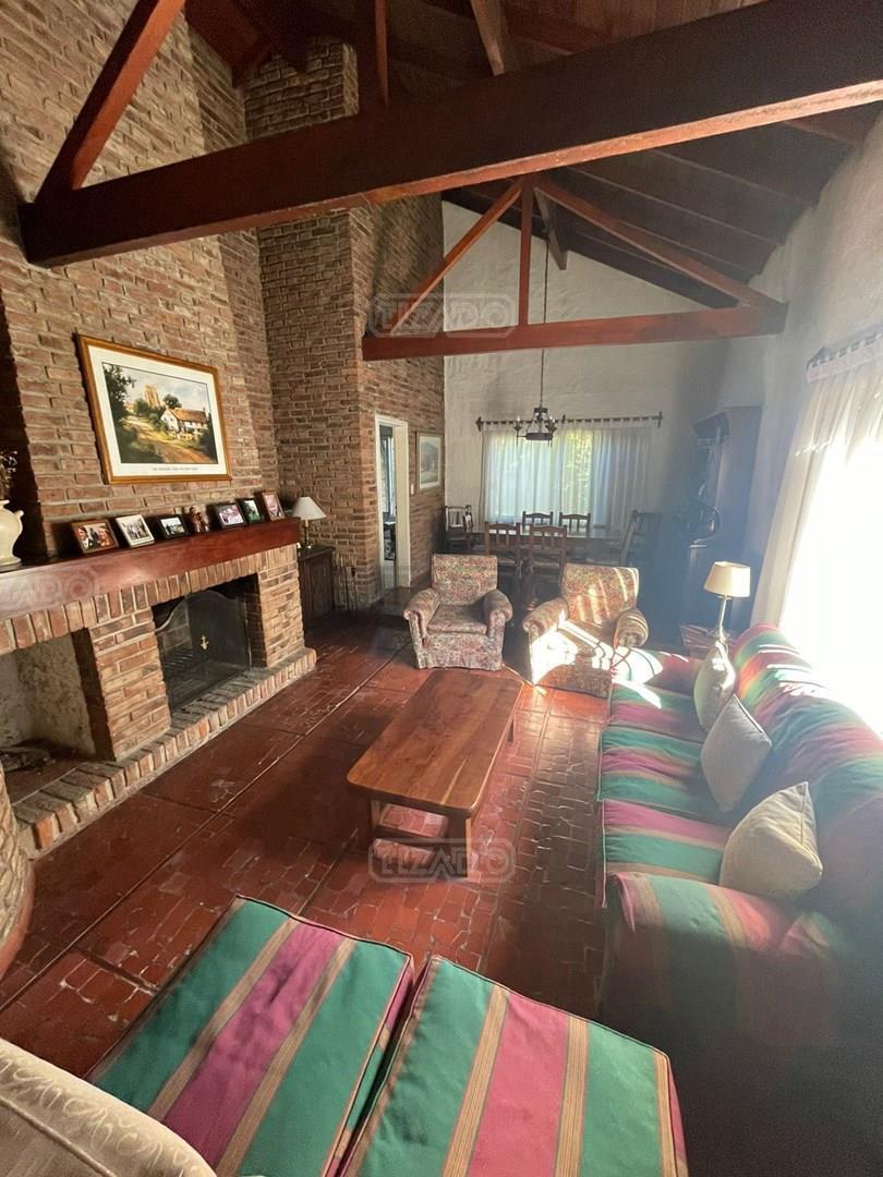 Casa en Venta en Bella Vista, San Miguel, G. B. a. Zona Norte 4