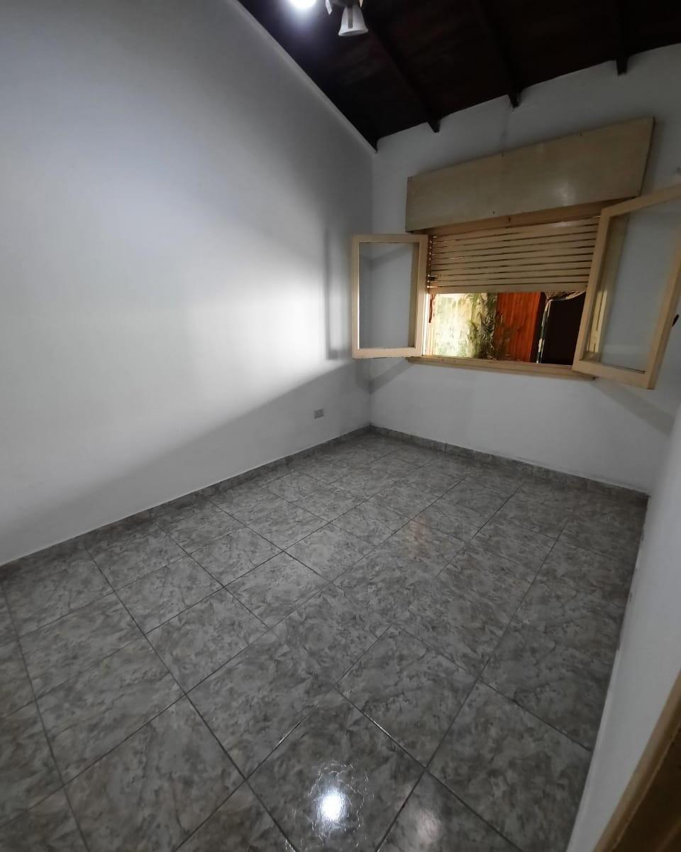 132 60 y 61, Casa con Tres Dorm. - Alquilada 3