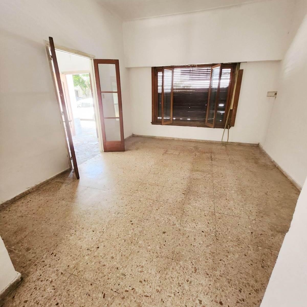Casa Apto Consultorios/vivienda. 5 E/ 59 y 60 2