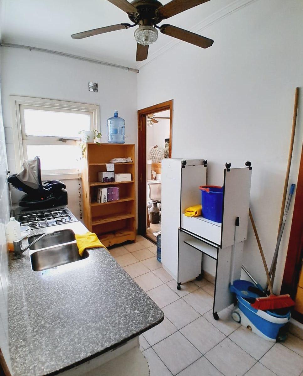54 (9 y 10) Piso Único por Escalera. - 114 m² - 1