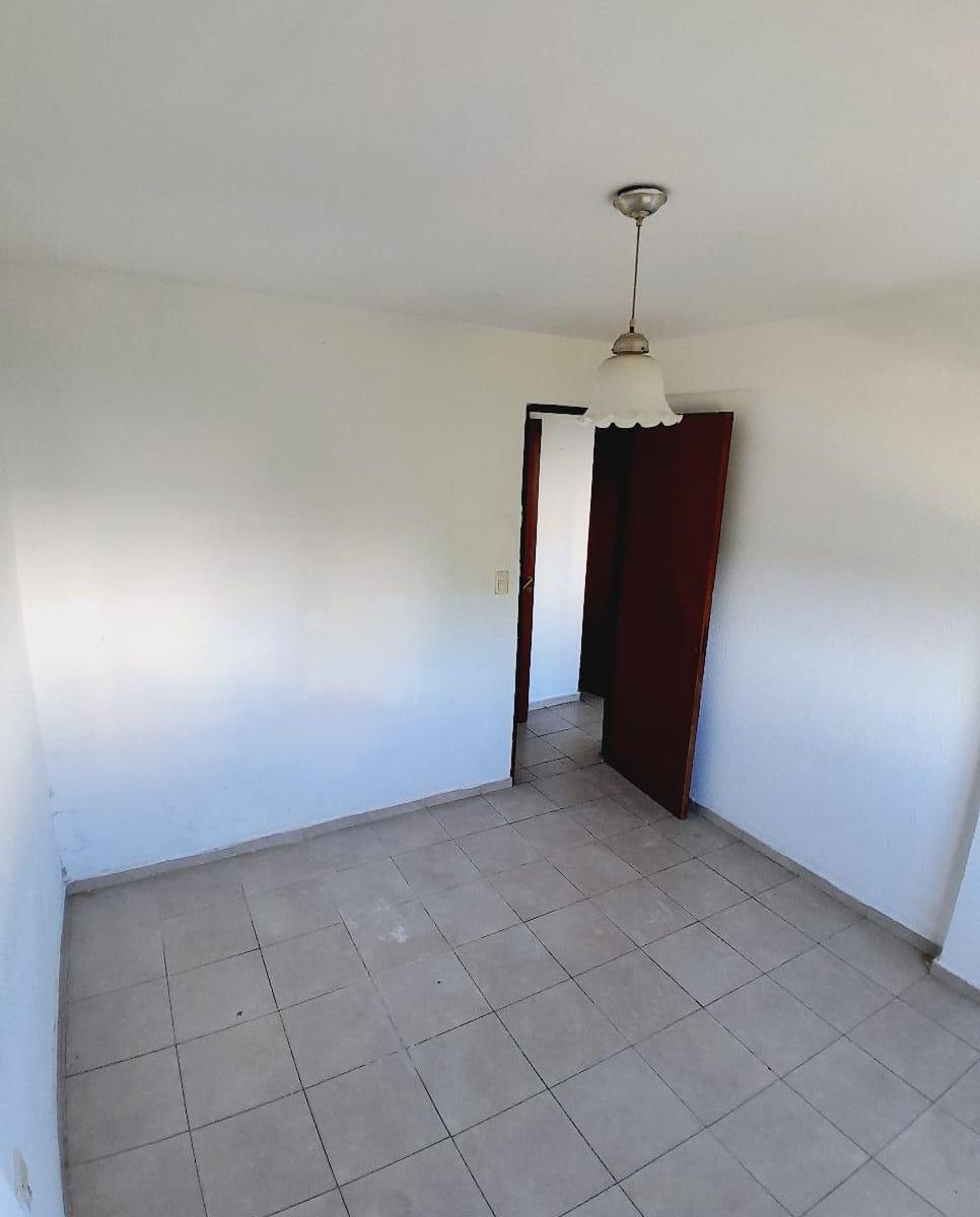 44 (1 y 2) Departamento de un Dormitorio Al Frente 3