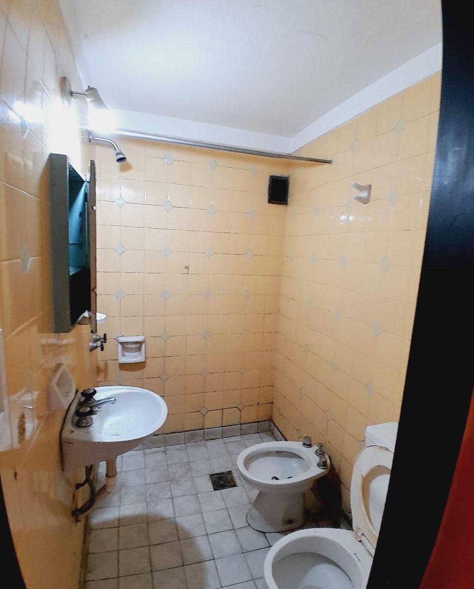 44 (1 y 2) Departamento de un Dormitorio Al Frente 4