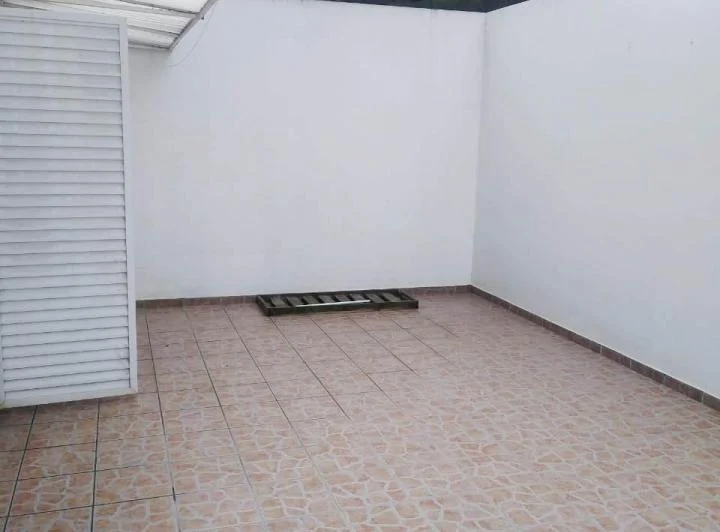 64 (19 y 20 ) MONOAMBIENTE MODERNO CON PATIO AMPLIO 4