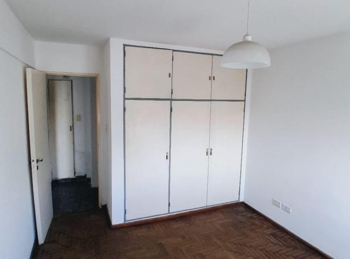 10 (49 y 50) AMPLIO- IMPECABLE – VISTA PANORÁMICA $390.000 1