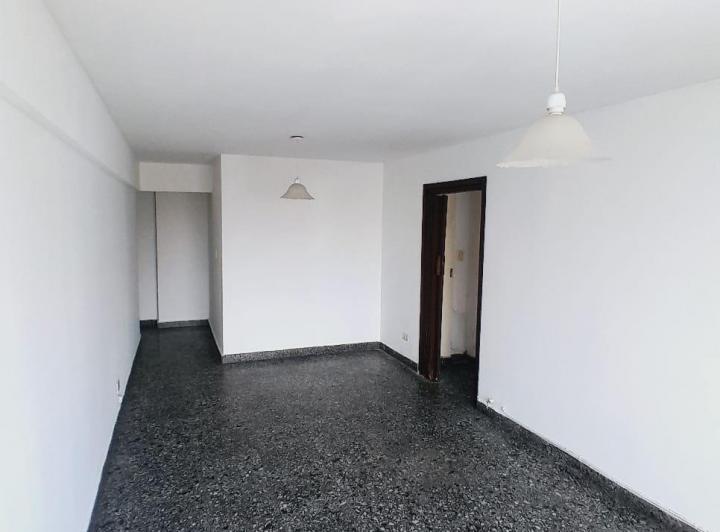 10 (49 y 50) AMPLIO- IMPECABLE – VISTA PANORÁMICA $390.000 5