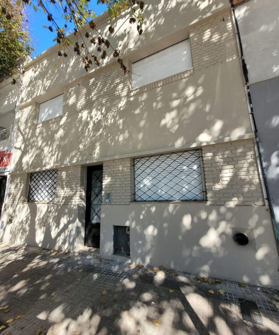 IMPORTANTE CASA PARA DESTINO PROFESIONAL 9 Y diag 73