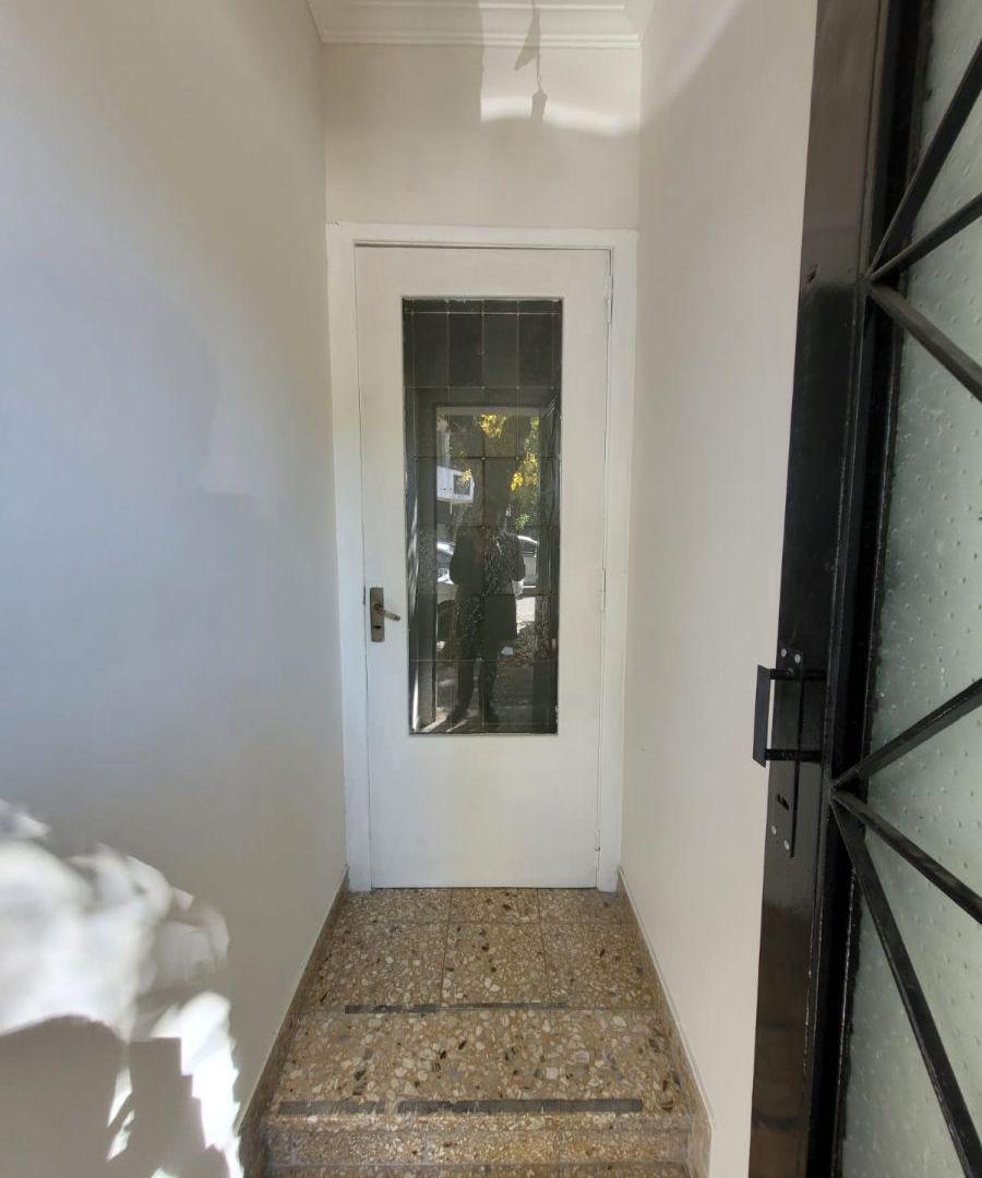 Foto de IMPORTANTE CASA PARA DESTINO PROFESIONAL 9 Y diag 73, imagen 1