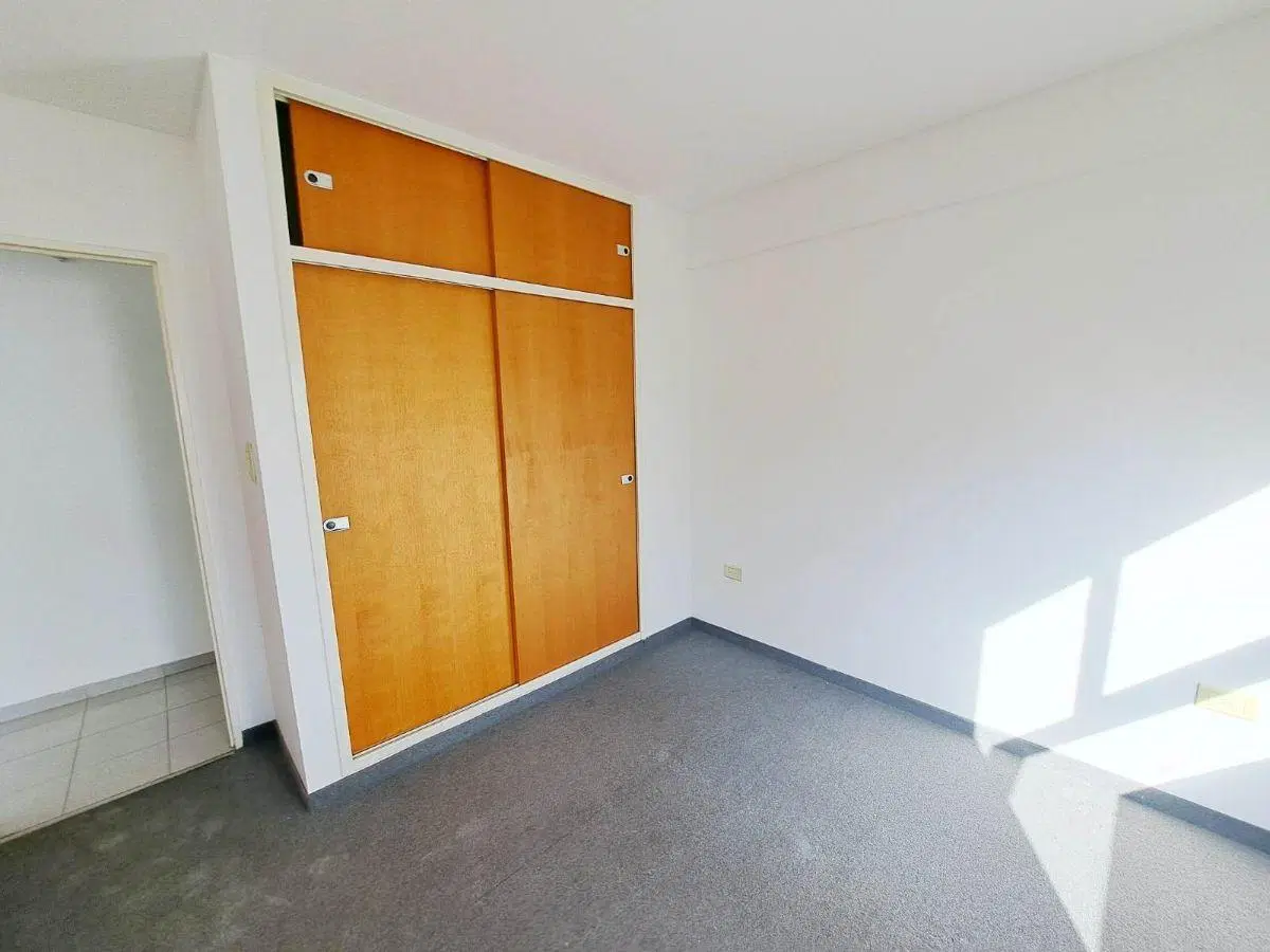 2 y 60 DEPARTAMENTO CON BALCÓN AL FRENTE 2