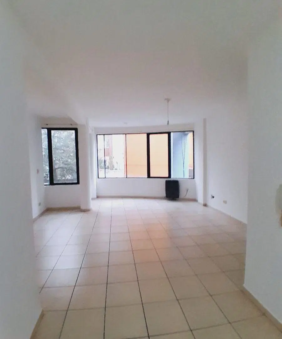 43 (12 y 13) MONOAMBIENTE MODERNO LUMINOSO 3