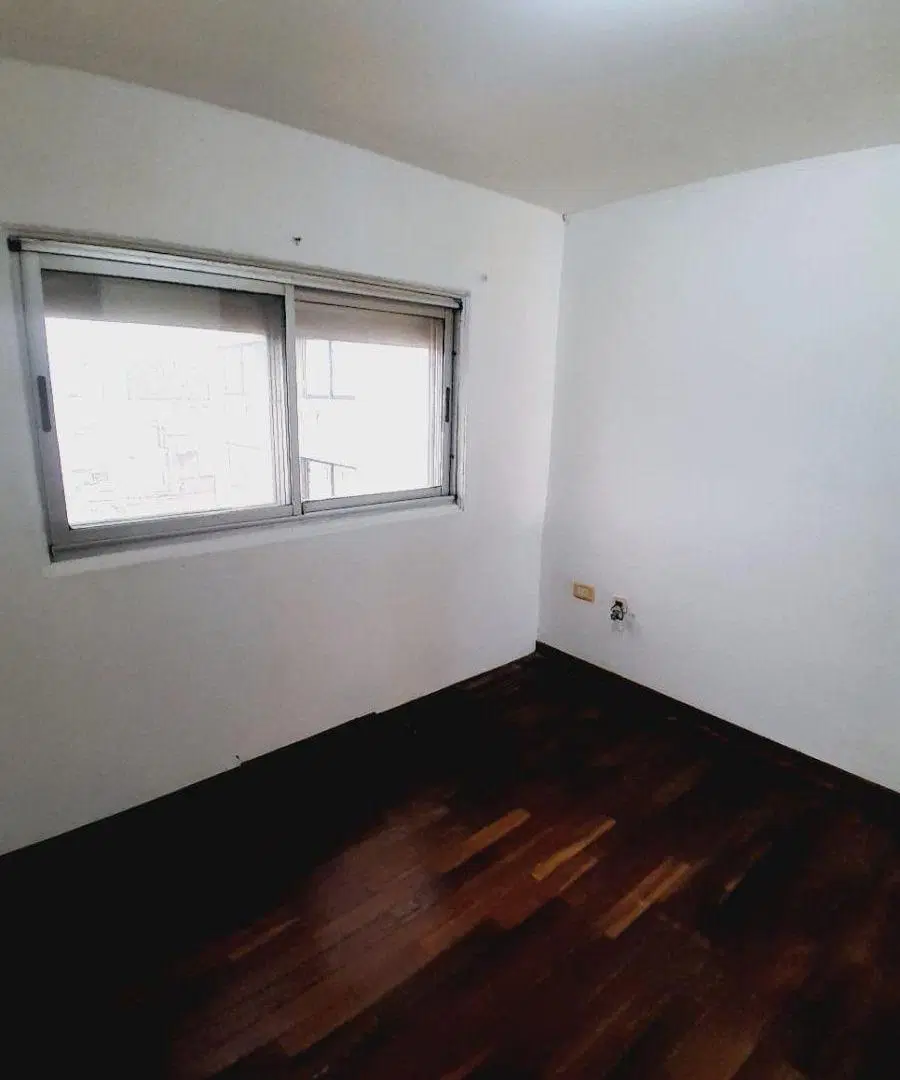 18 e/ 66 y 67 departamento de un dormitorio 4