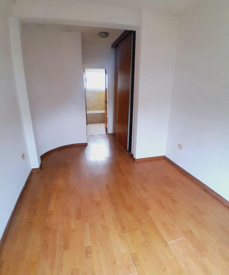 Foto de 13 (33 Y 34) SEMIPISO DE CATEGORÍA AL FRENTE C/ BALCÓN $650.000, imagen 3