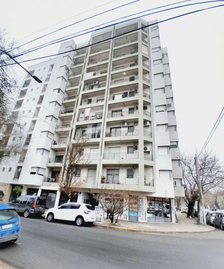 Foto de 3 y 43 DEPARTAMENTO DE 1 DORMITORIO CON BALCÓN AL FRENTE – USD 37.000, imagen 2