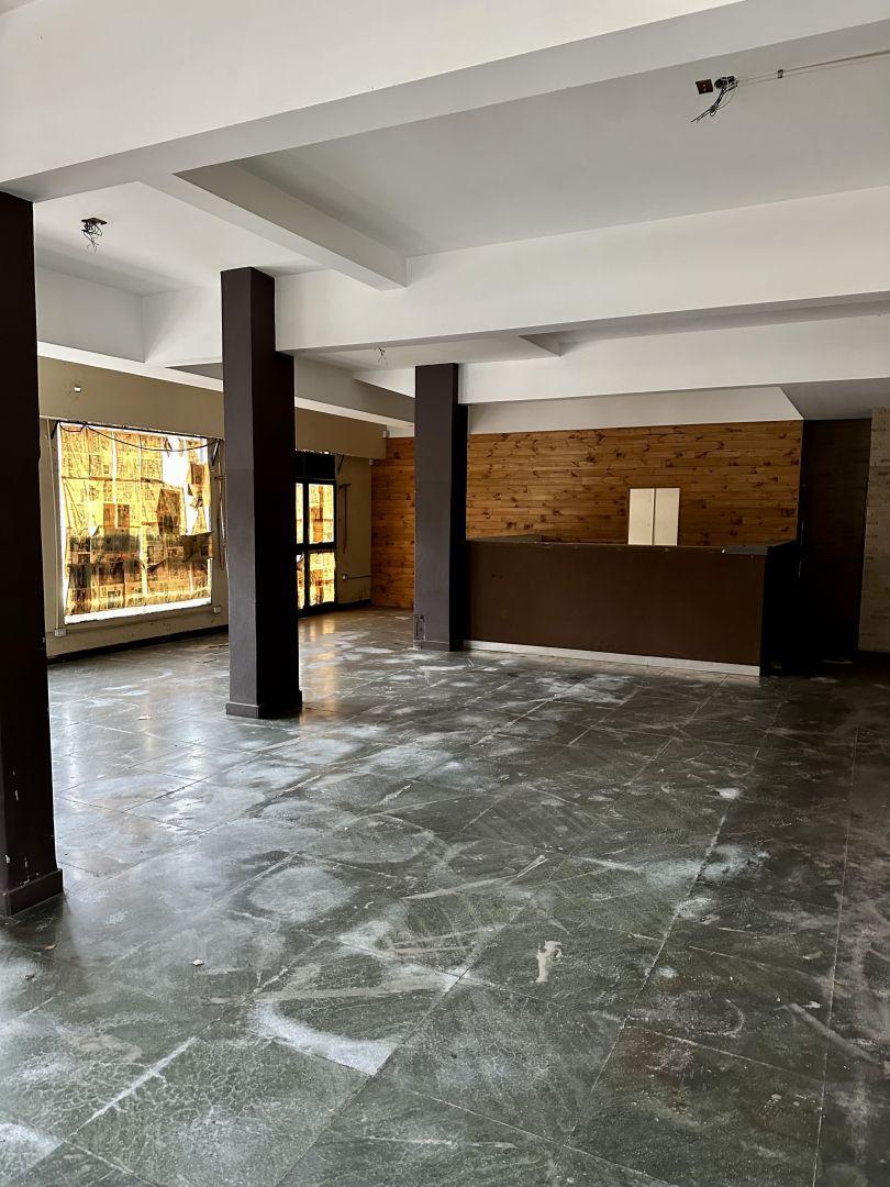 Venta de locales comerciales en block en Haedo - Morón