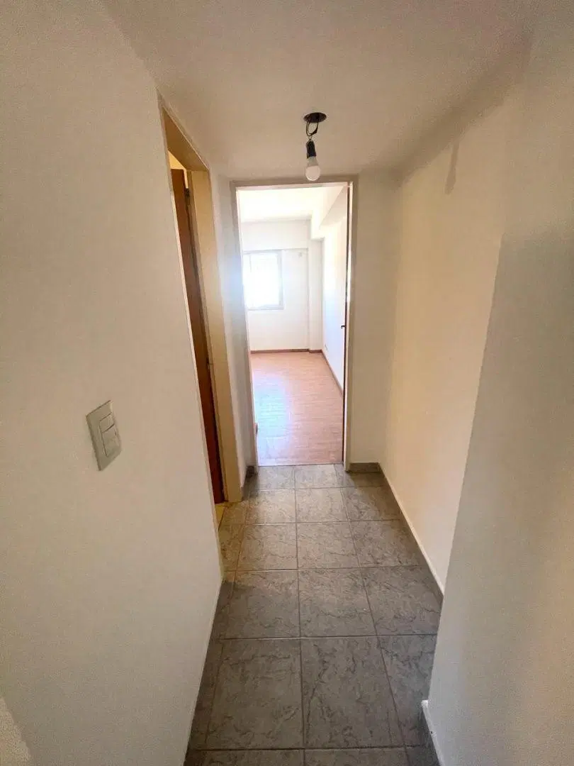 Alquiler de departamento de 2 ambientes en Villa Sarmiento 1