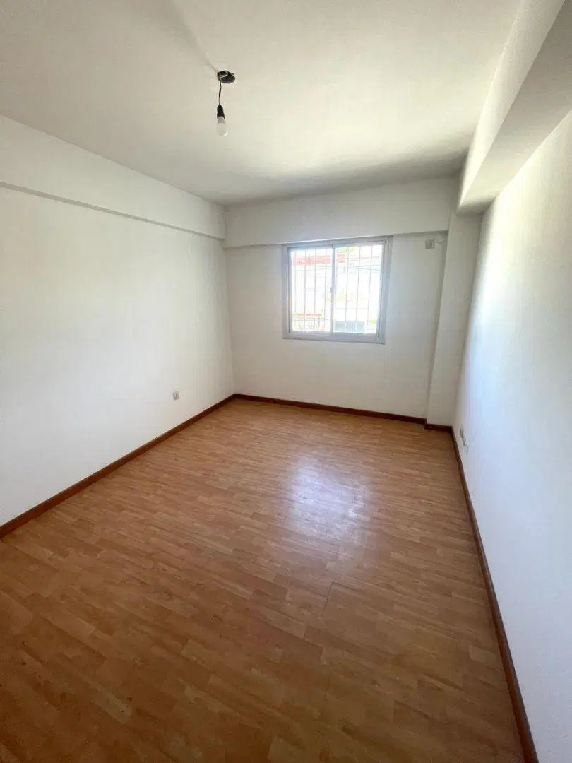 Alquiler de departamento de 2 ambientes en Villa Sarmiento 5