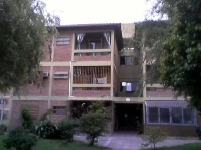 Venta de departamento tres ambientes en Isidrio Casanova 2