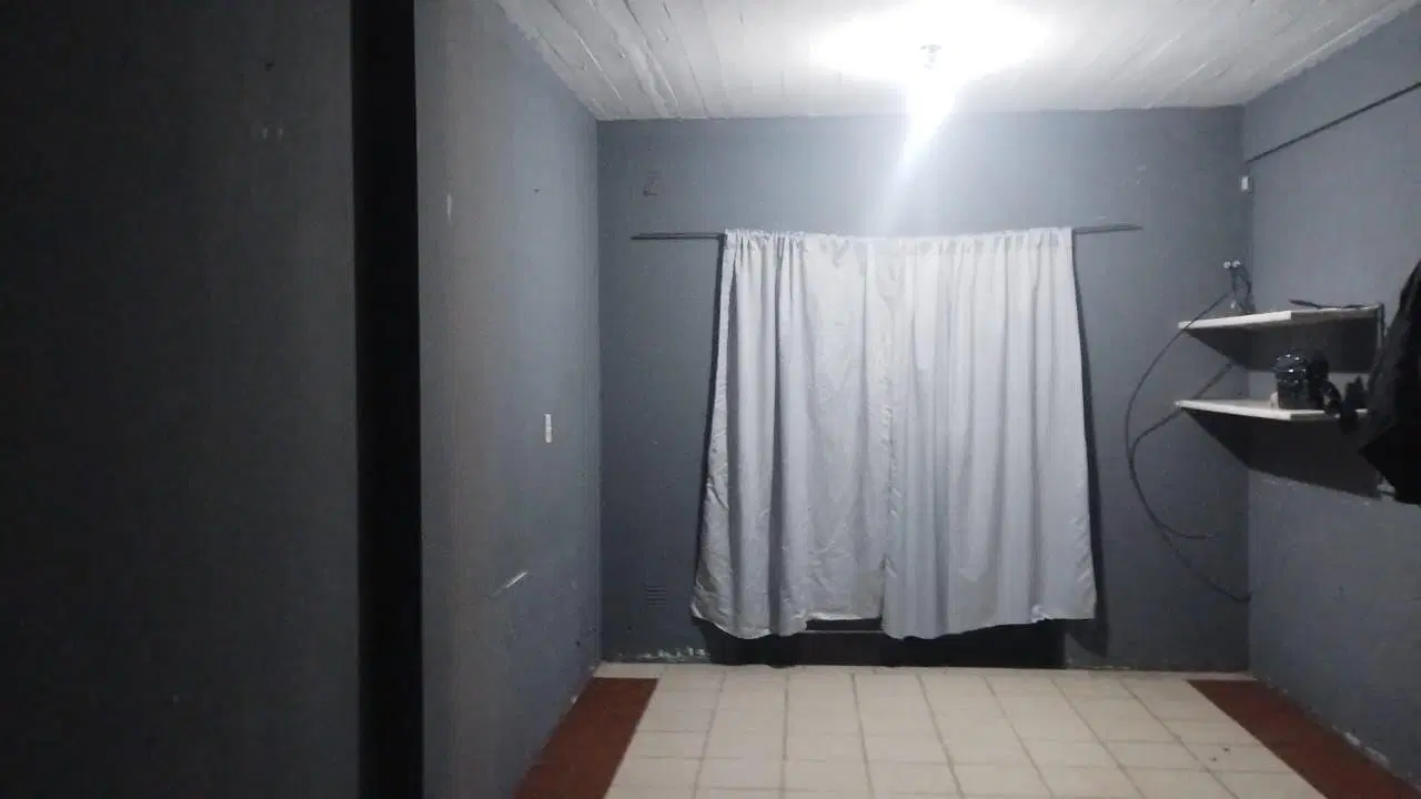 Venta de departamento tres ambientes en Isidrio Casanova 4