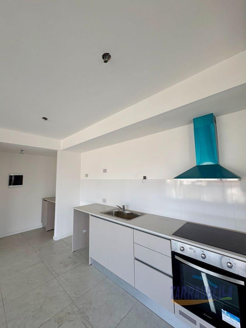 Foto de venta de departamento 4 ambientes en Haedo, imagen 1