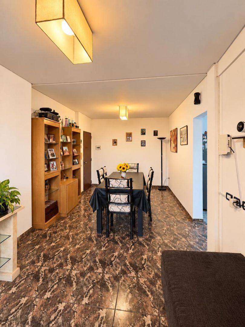 Foto de Venta de departamento tres ambientes en Isidro Casanova, imagen 1