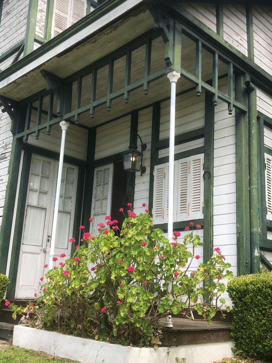 Casa de fin de semana con Amarradero propio en Venta - Club Regatas - Ensenada