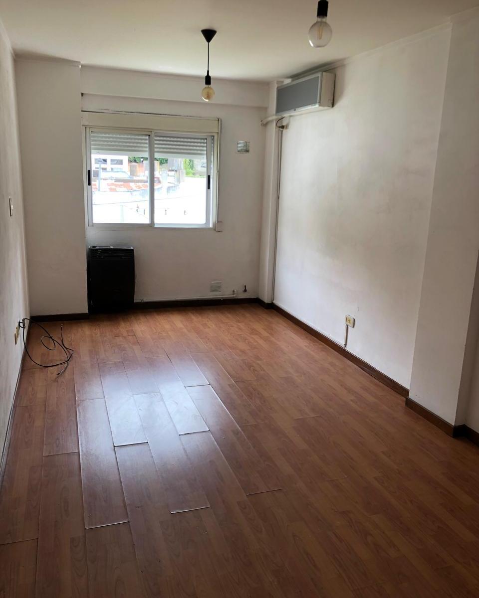 Oportunidad - Departamento 2 Dorm. en Venta - Plaza Paso - La Plata 3