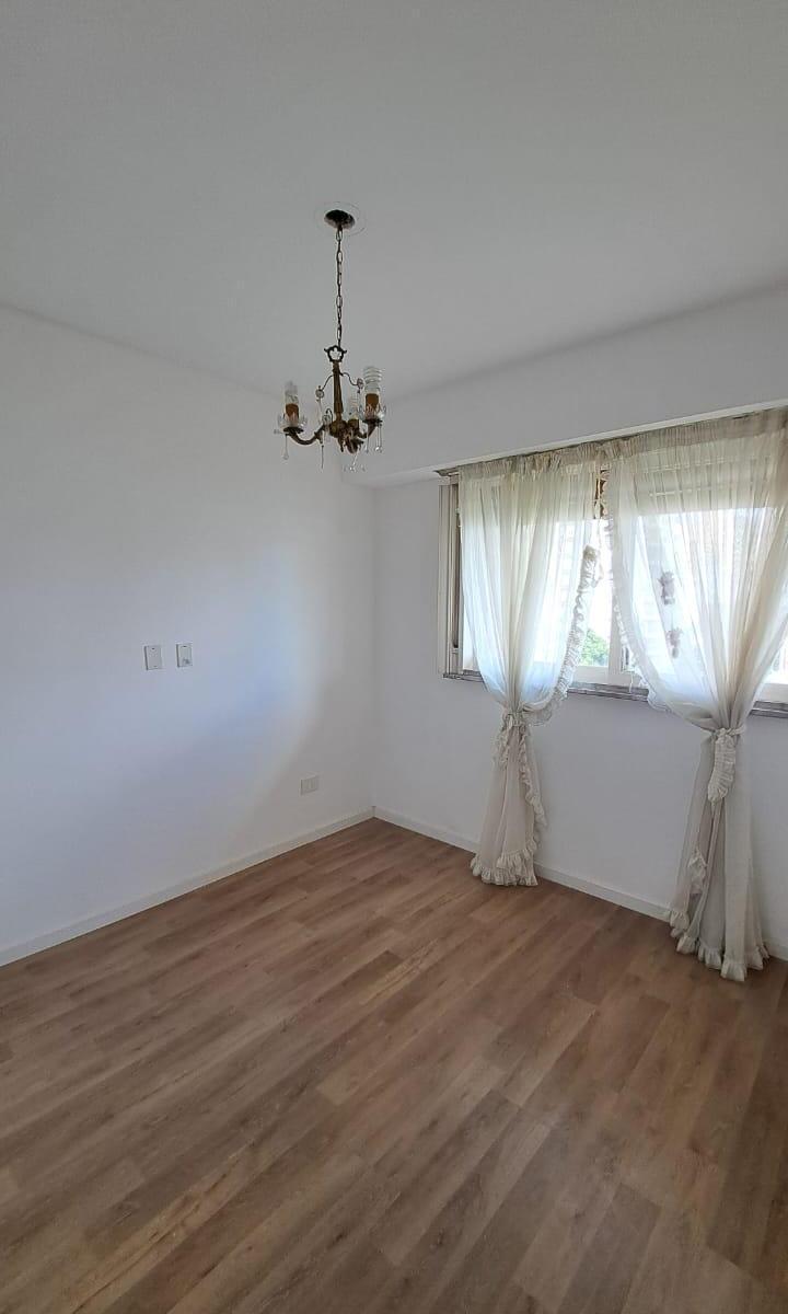 Oportunidad - Semipiso de 3 Dorm. + Cochera - 58 Esq.8 - La Plata 4