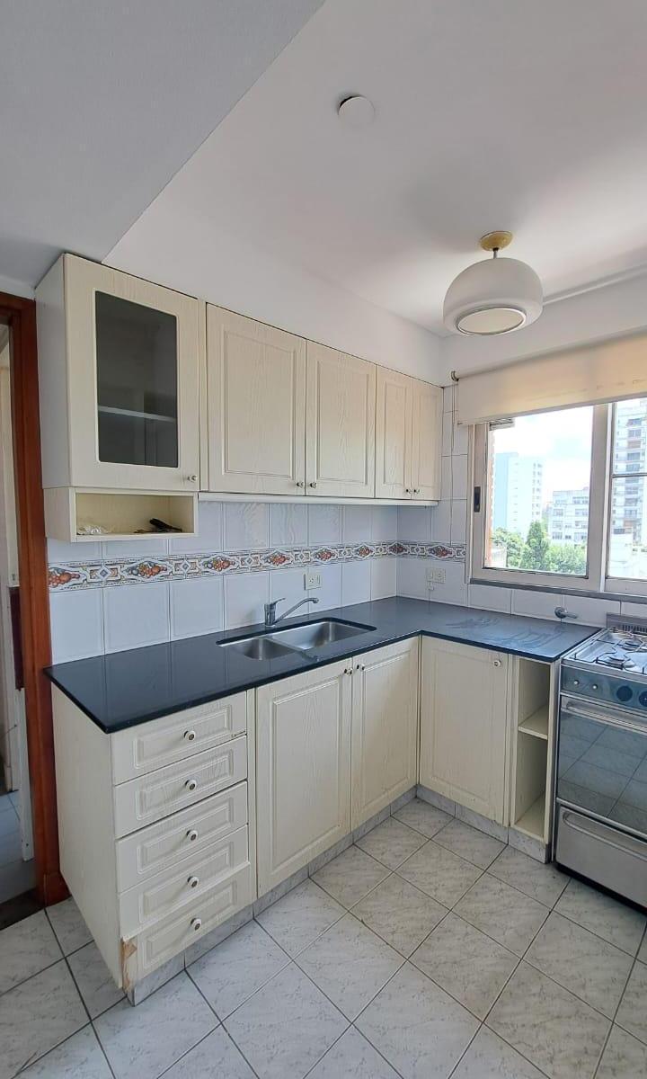 Oportunidad - Semipiso de 3 Dorm. + Cochera - 58 Esq.8 - La Plata 1