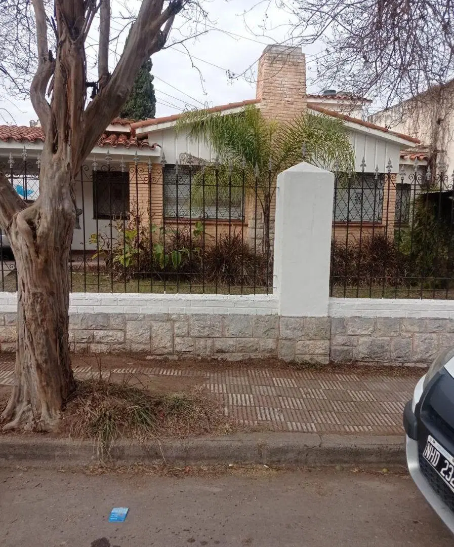 Casa de 150 m² con 3 dormitorios en alquiler en Alto Palermo 1