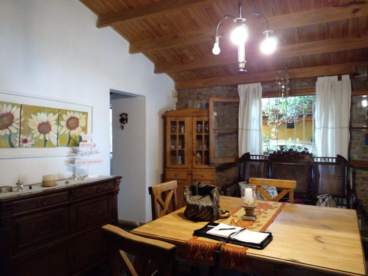 Foto de Alquiler casa 2/3 dorm, Manuel Lopez nº 2521, a 50 mts de Av La, imagen 4