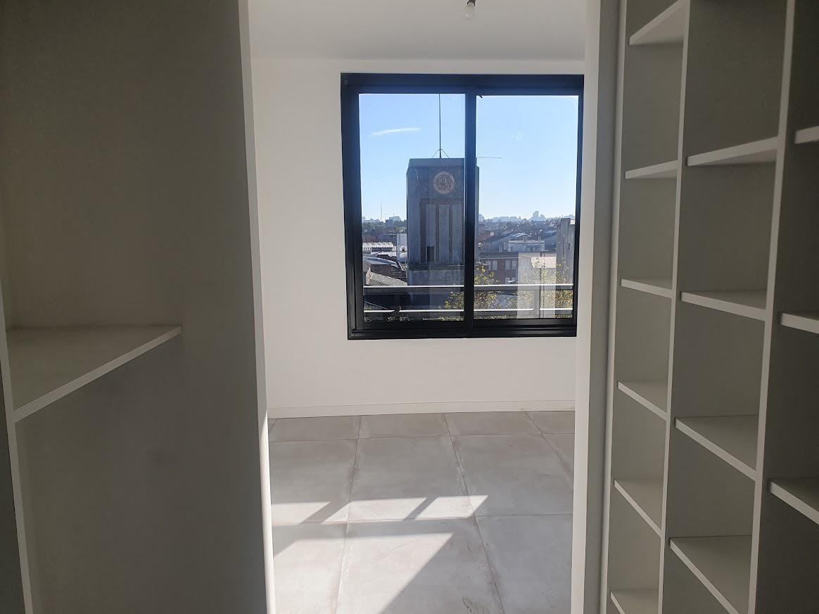Foto de 2 Ambientes a Estrenar, Excelente Ubicación, Dorm. en Suite c/Vest, imagen 4