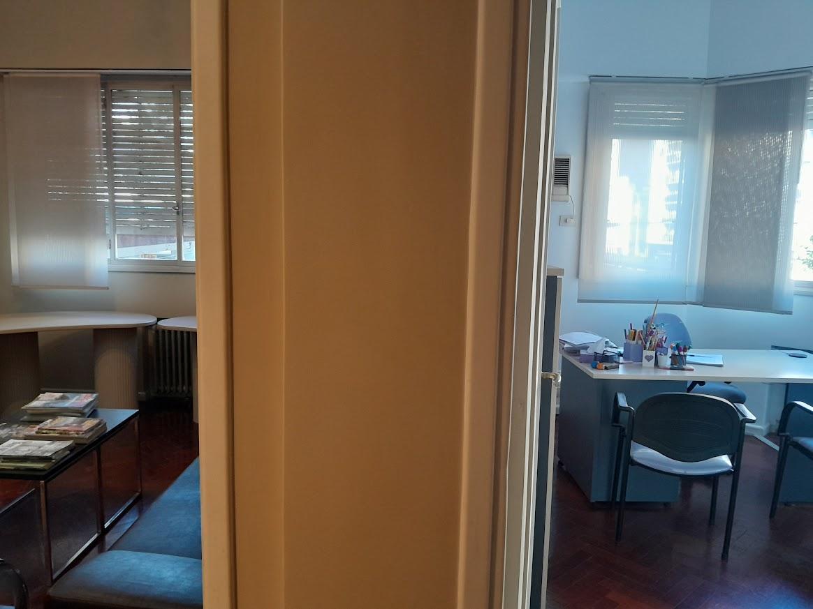 3 Ambientes, Inmejorable Ubicación, Muy Buen Estado, Apto Prof. y Comercial 2