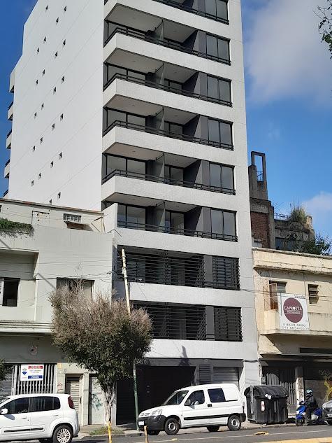 2 Ambientes a ESTRENAR con Espectacular Patio, Dorm. en Suite c/vestidor, Toilette, Doble mesada