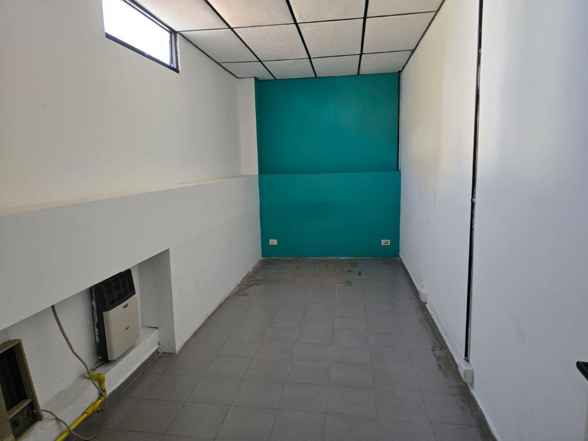 Foto de Oficina apta todo rubro, Centro de Capacitación/Educación/Idiomas, Call Center, SIN EXPENSAS, imagen 3