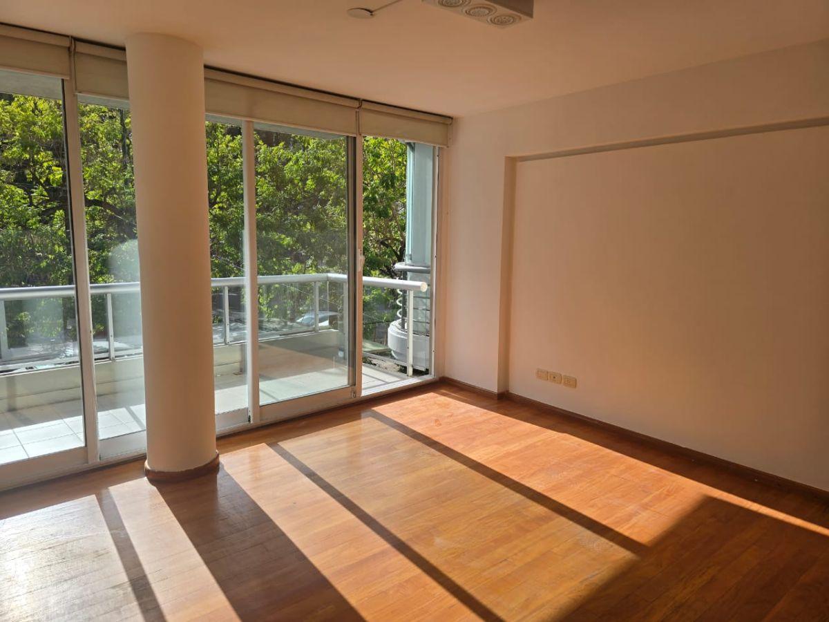 Foto de Piso, Inmejorable Ubicación y Muy Buen Estado, Superluminoso, Patio, imagen 4